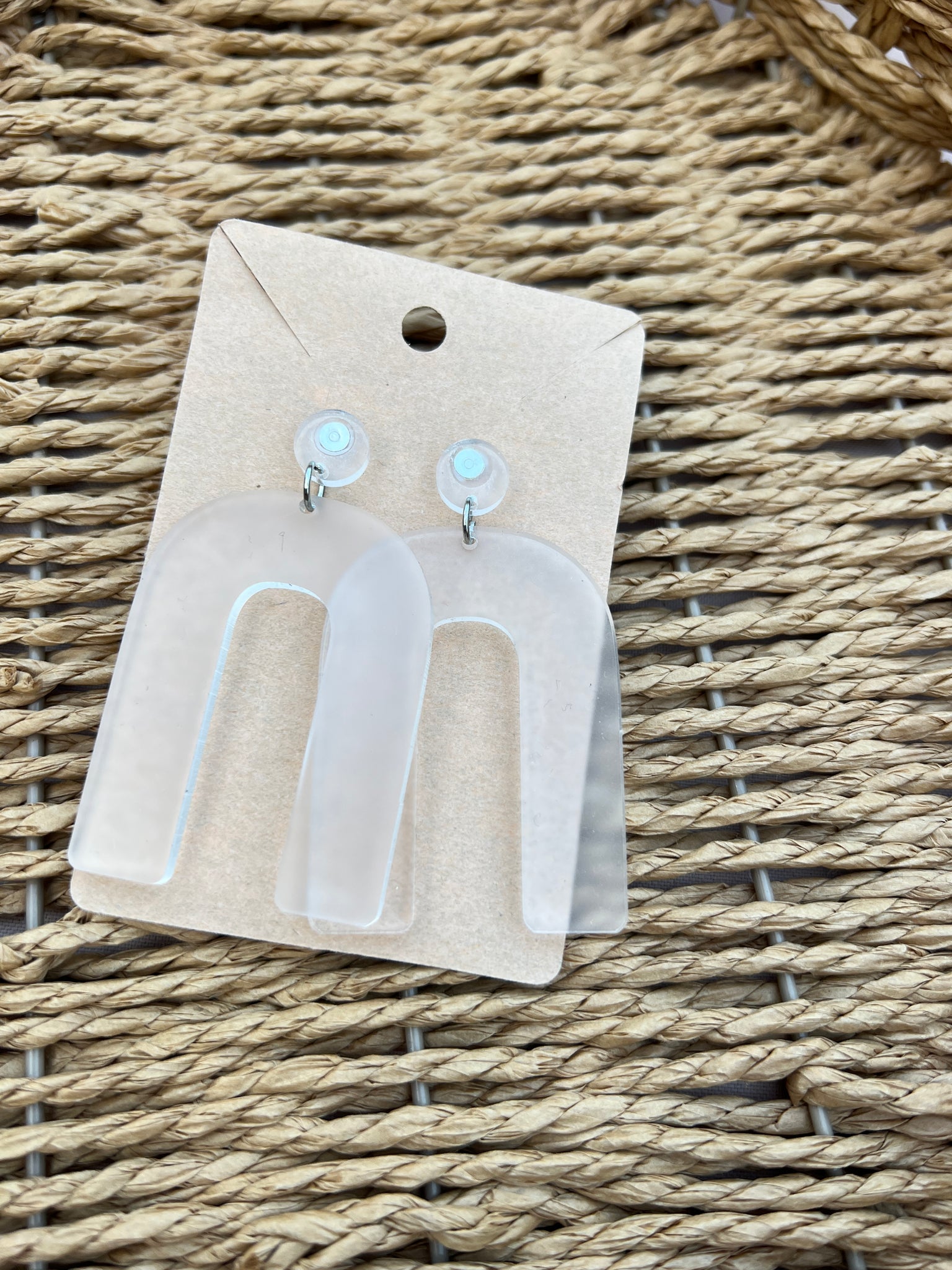 Clear hanging earrings