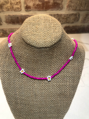 Magenta Daisy beaded Necklace